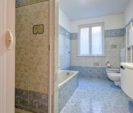 Casa L'uliveto * مونيلّي